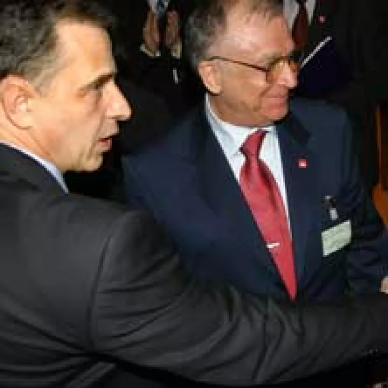 Polul Social imparte PSD in poli antagonici