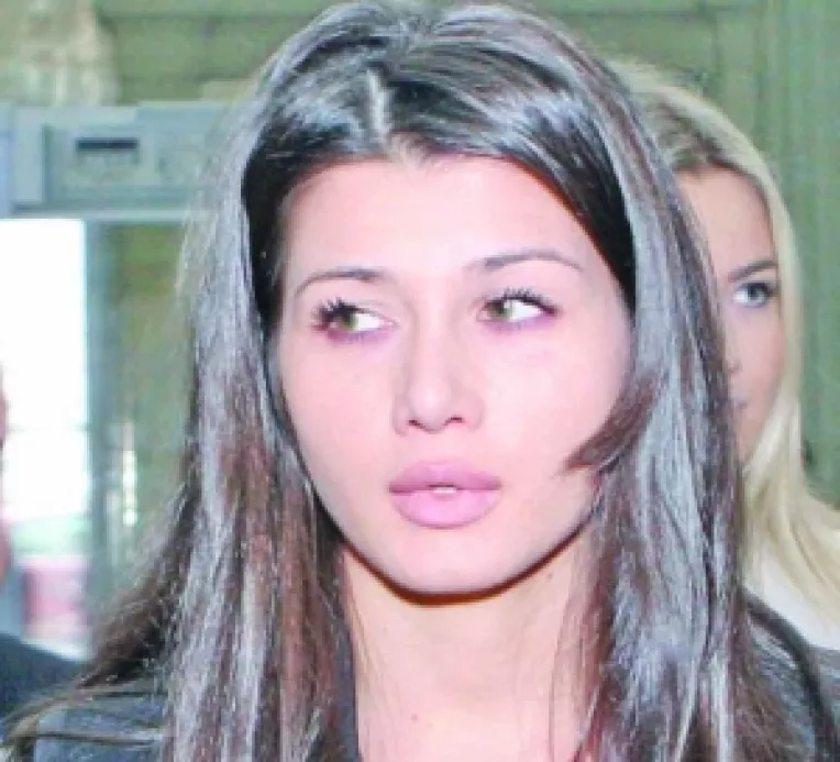 Potrivit sondajelor, Elena Basescu, Vadim si Becali vor intra in Parlamentul European