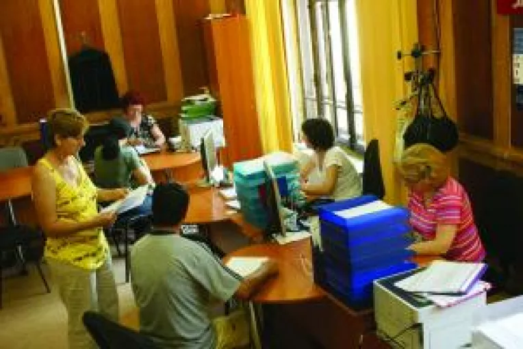 Prefectura face "inventarul" functionarimii din Dolj