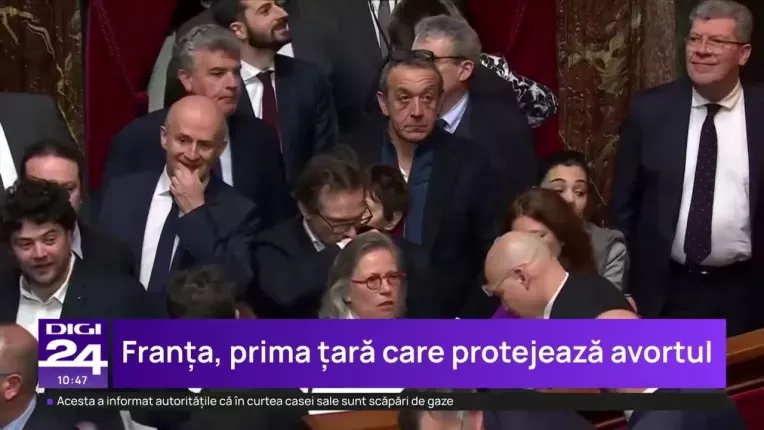 Premiera mondiala: Franta inscrie dreptul la avort in Constitutie