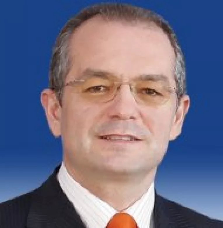 Premierul Emil Boc a chemat la Guvern un grup de oameni de afaceri