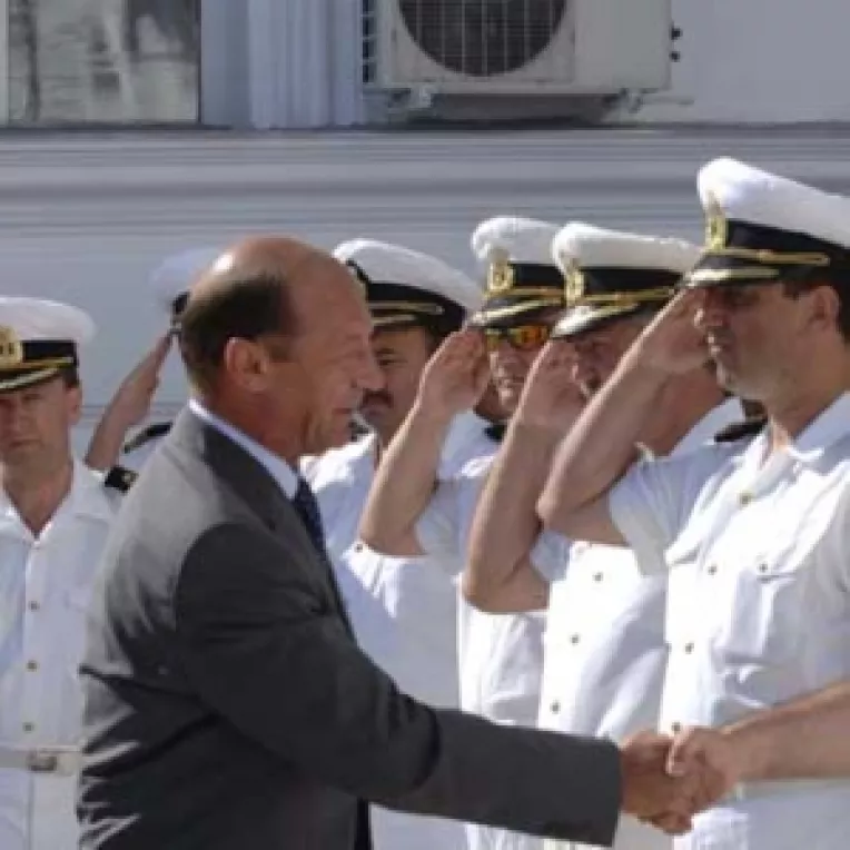 Presedintele Basescu, cu gandul la brevetul de marinar
