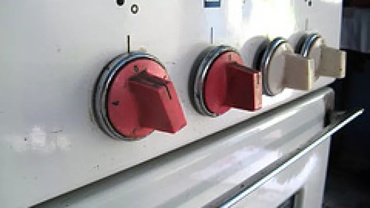 Pretul gazelor pentru populatie ar putea creste cu 25% pana la sfarsitul anului, potrivit Wirom