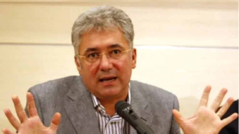 Prim vicepresedintele PDL, Adriean Videanu, spune ca Elena Udrea e in carti pentru Primaria Capitalei