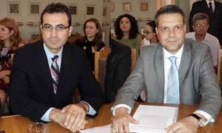 Prima sedinta, prima paruiala