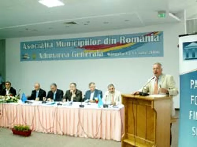 Primarii din Romania vor sa aiba un statut special si o lege proprie