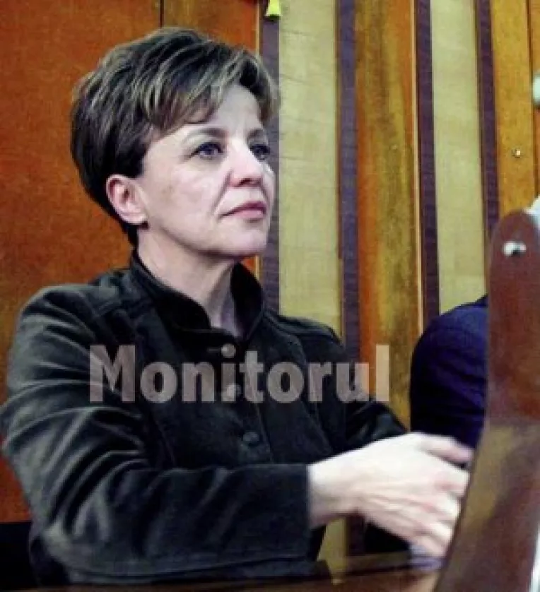 Primarul vrea vinzarea cabinetelor?