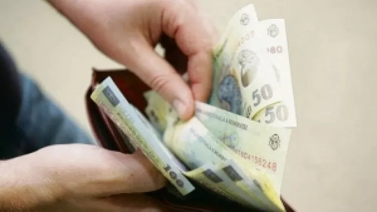 Primele masuri luate de Guvernul Grindeanu: Majorari de salarii si pensii de care beneficiaza milioane de romani