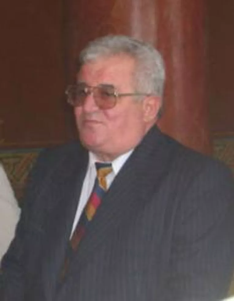 Prin intermediul altei matusi. Mischie a pus mana pe terenul unui popas turistic