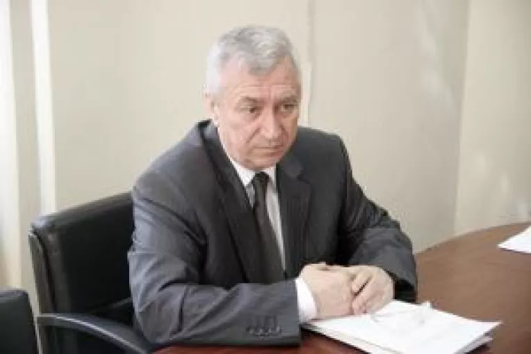 Prioteasa: Putem sustine si un dusman daca sta bine in sondaje