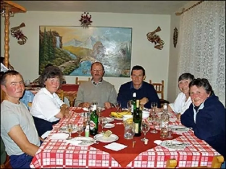 Program obligatoriu pentru turistii cazati in pensiuni