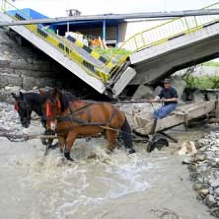 Proiectele SAPARD distruse de inundatii vor fi refinantate