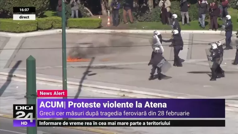 Proteste violente in Atena. Metrourile, feriboturile si autobuzele sunt oprite