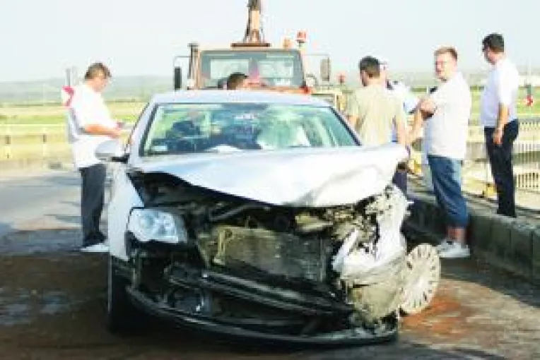 Raniti intr-un accident produs pe DE 70