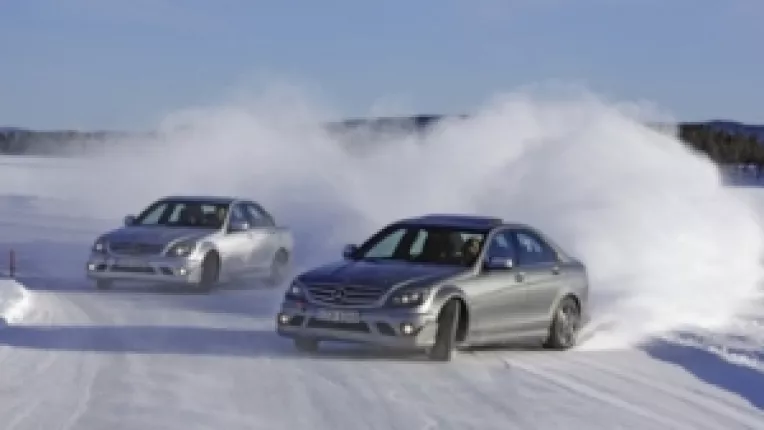 Recomandarile pilotului de raliu Titi Aur pentru sofatul pe zapada si gheata