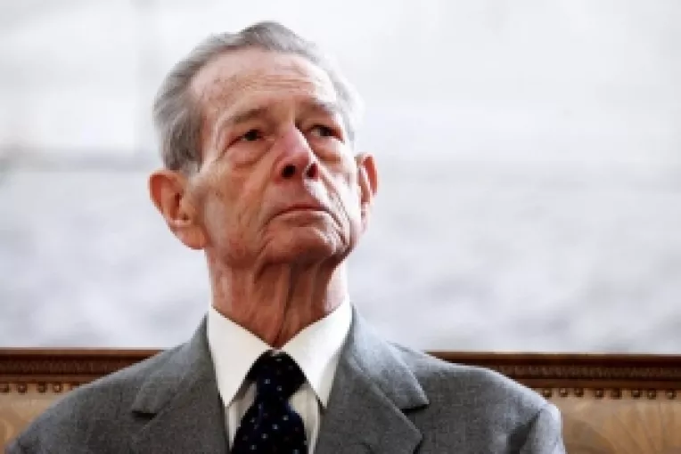 Regele Mihai a sustinut un discurs magistral in Parlamentul Romaniei