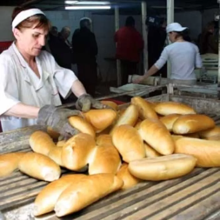 Remes: Nu exista motive ca pretul painii sa fie majorat
