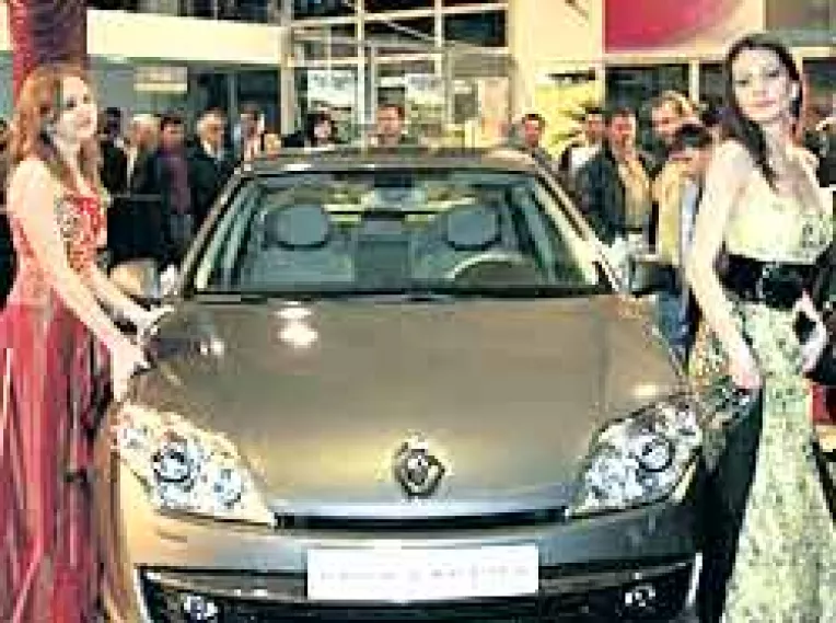 Renault a lansat la Constanta cea de-a treia generatie de Laguna