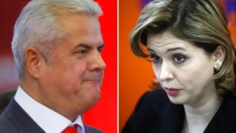 Roberta Anastase ii va ceda locul lui Adrian Nastase, dupa schimbarea majoritatii 