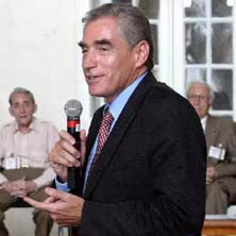 Roman crede ca Basescu va reusi sa obtina o majoritate in jurul Aliantei