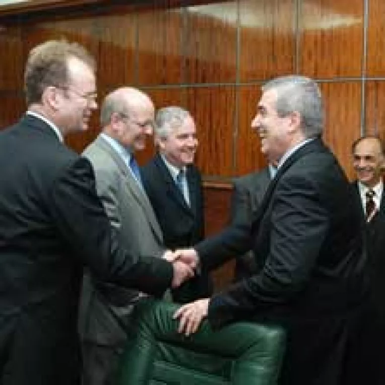 Romania ajuta la falimentul FMI