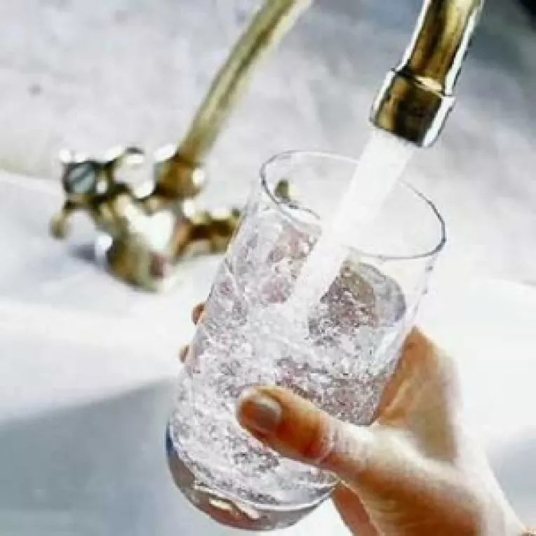 Romanii au prins gustul apei purificate
