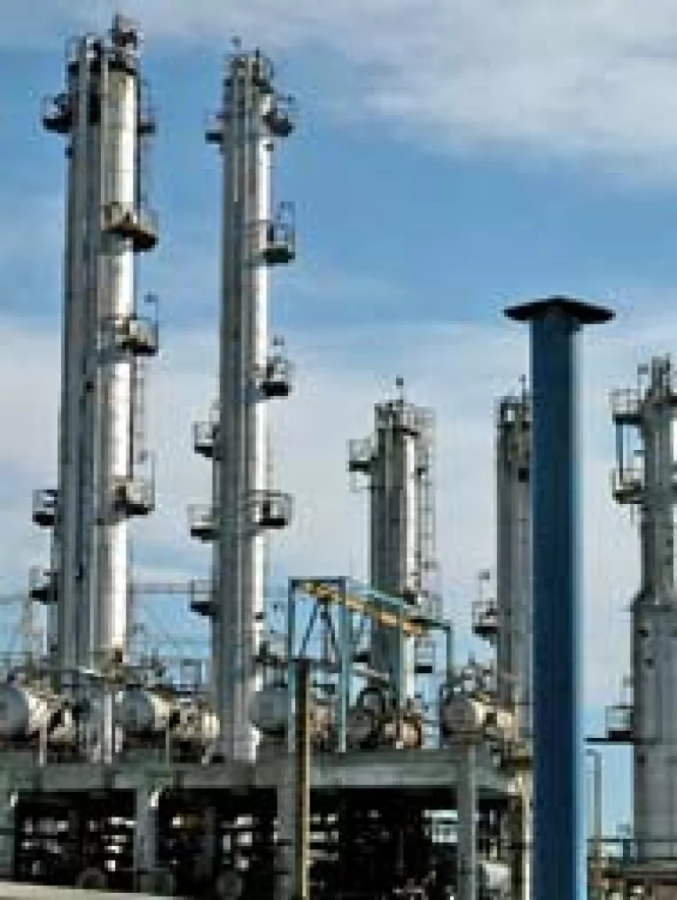 Rompetrol se extinde in Albania