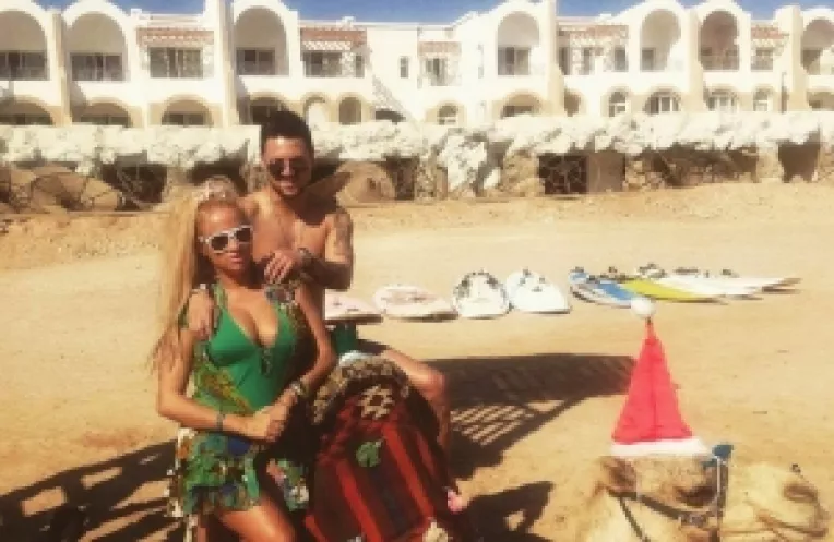 Sanziana Buruiana este gravida in luna a saptea