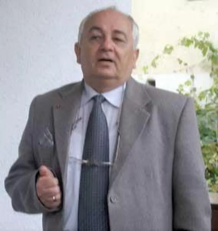 Se deschide "Salonul de Servicii Financiare"