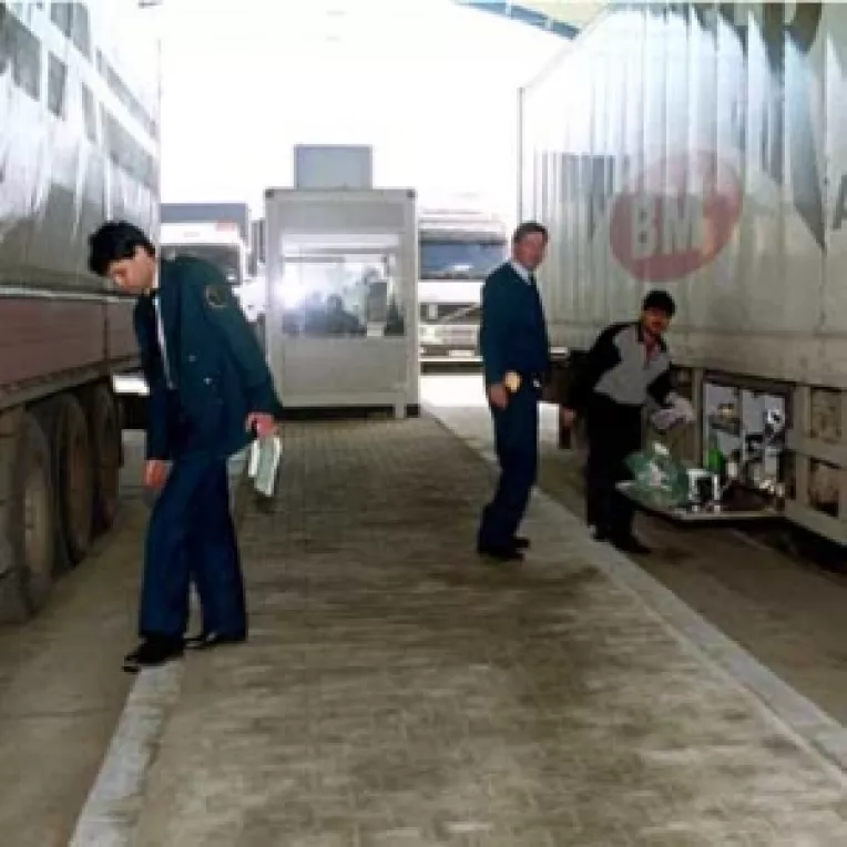 Se scumpesc marfurile turcesti si chinezesti