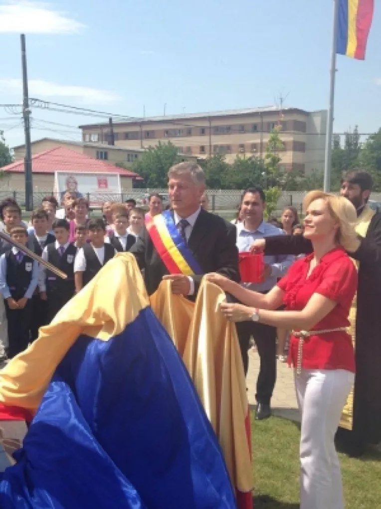 Senatoarea Gabriela Firea a participat la dezvelirea monumentului eroilor de la Balaceanca-Cernica