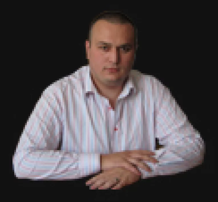 Senatorul Iulian Badescu: Inainte de a elabora un plan anticriza, ar trebui sa fie identificate corect adevaratele cauze ale crizei