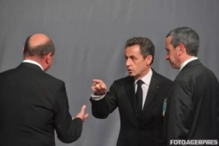 Senzational: Amos News publica stenograma dialogului Basescu – Sarkozy de la Lisabona!