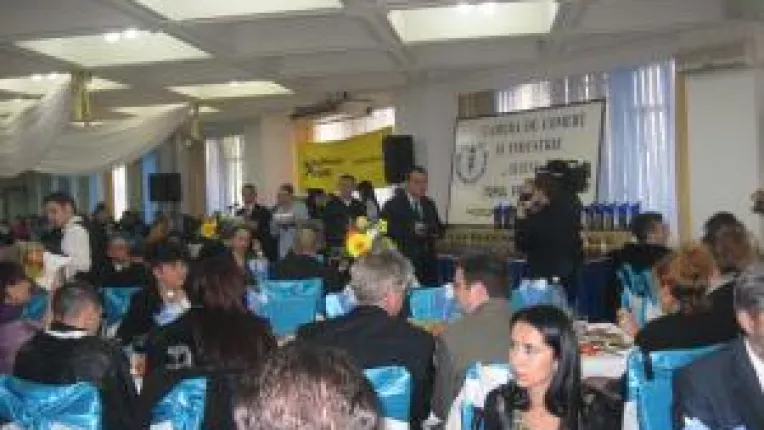 Serviciile aduc performante in afaceri