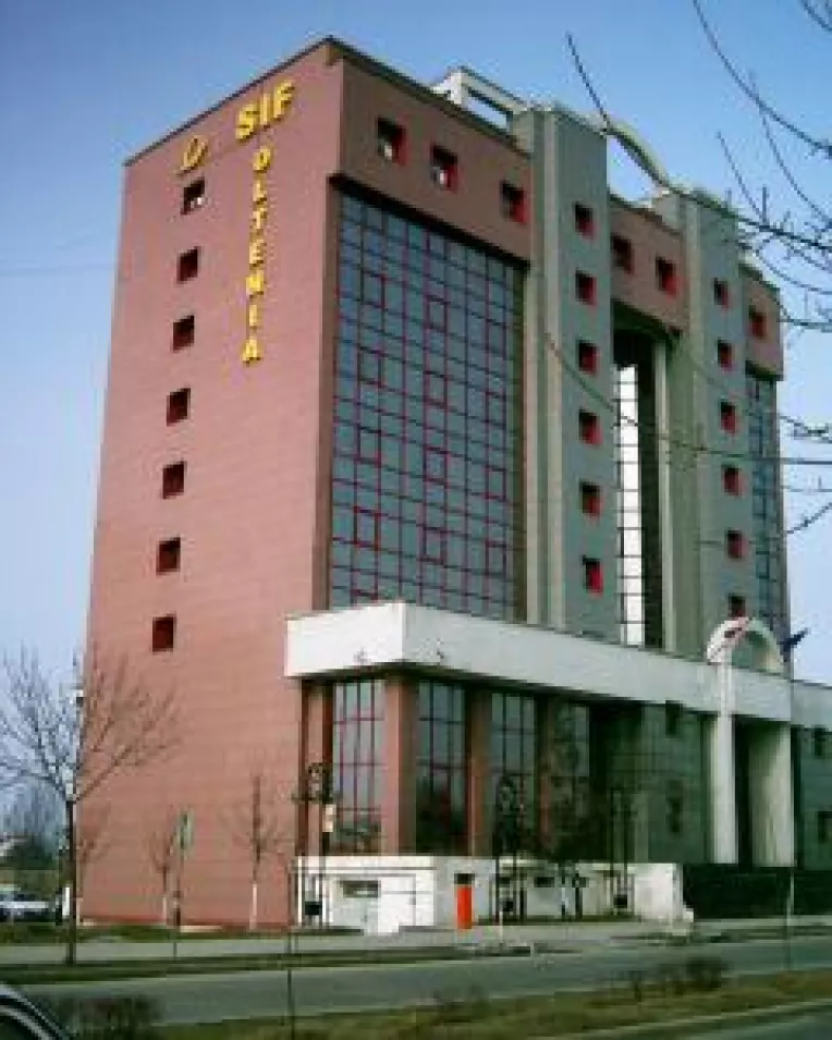 SIF Oltenia, actionar la Biofarm si Otelinox