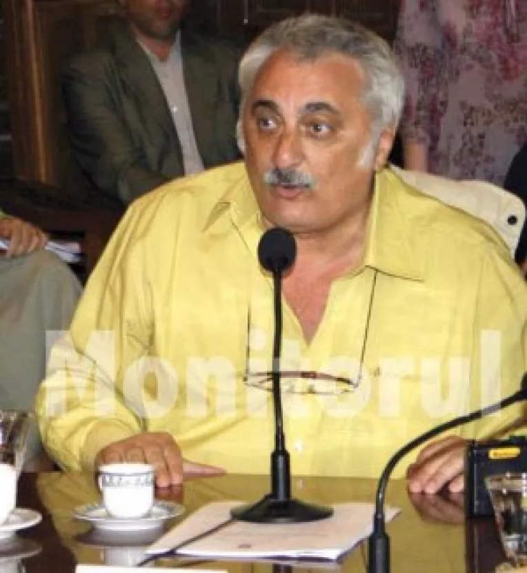 Similitudini intre scandaluri