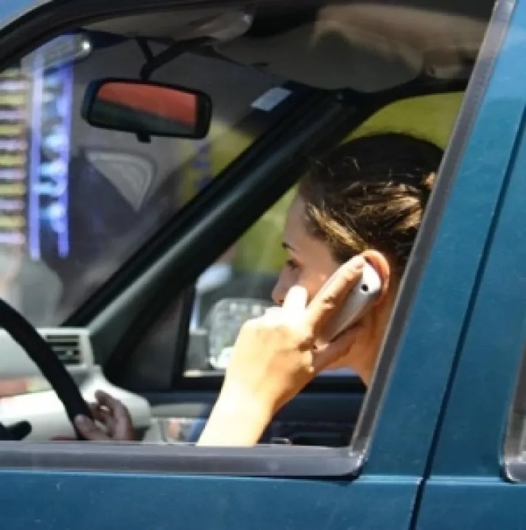 SONDAJ IRES (2): Romanii au o predispozitie de a incalca regulile atunci cand situatia o permite