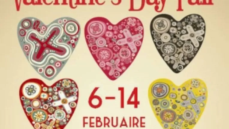 Sore vine cu tinute hard coeur la Valentine's Day Fair, la Sala Dalles