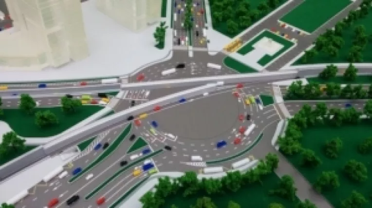 Sorin Oprescu explica scopul stopului intermediar de la pasajul deschis recent la Casa Presei