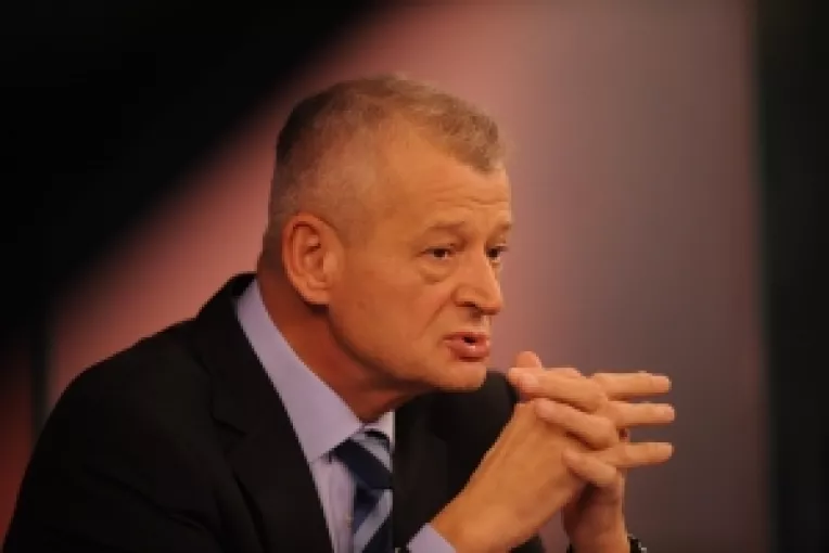 Sorin Oprescu nu-i lasa pe bucuresteni  fara apa si caldura