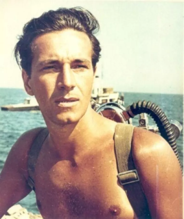 Sotia doreste incinerarea pentru a se sterge urmele ADN in cazul posibilei iviri a altor mostenitori ai averii lui Sergiu Nicolaescu