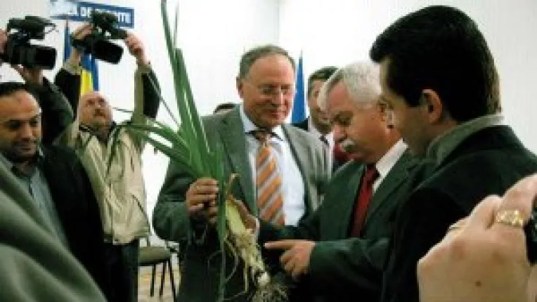 Strainii apreciaza mai mult decat noi potentialul pamantului