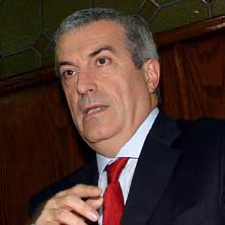Tariceanu nu-si da demisia pentru a provoca anticipate