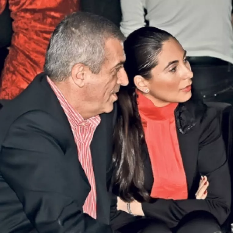 Tariceanu se insoara a cincea oara cu o femeie mai tanara cu 26 de ani decat el