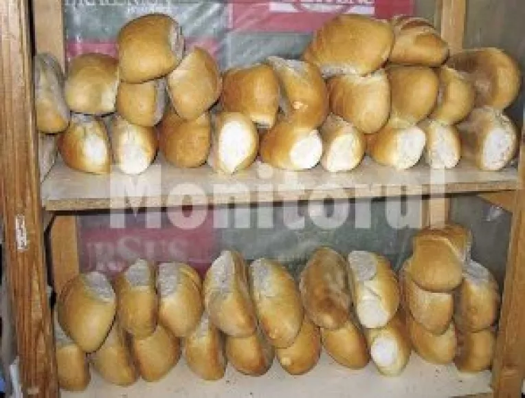 Tarifele la utilitati scumpesc piinea