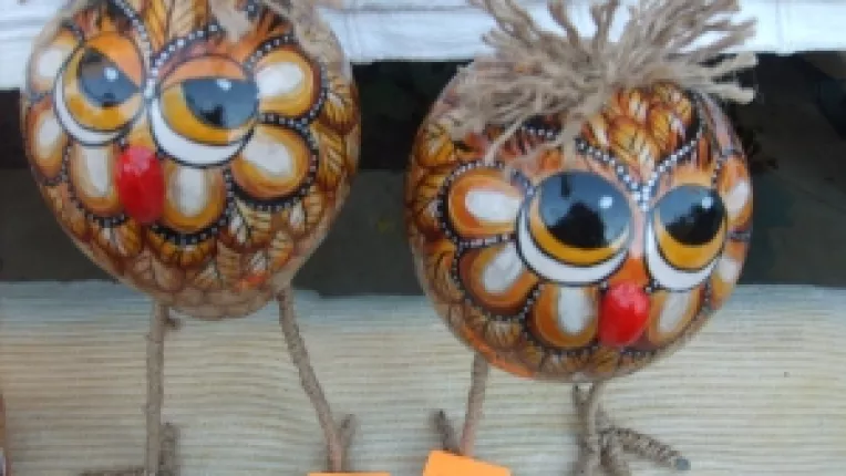 Tartacute pictate, Bibicu si Cocuta, la standul Nicoletei Simona Vaduva, la targul de la MTR