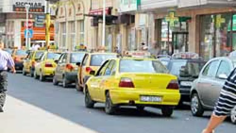 Taximetristii tepari au fost amendati in cadrul unui control thematic