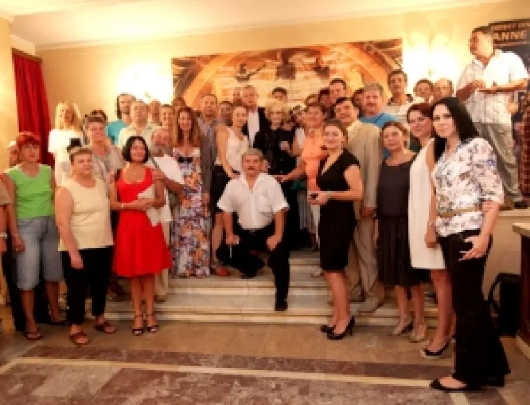 Teatrul Evreiesc de Stat nu poarta inca denumirea pe care a promis-o Sorin Oprescu: Teatrul "Harry Eliad"