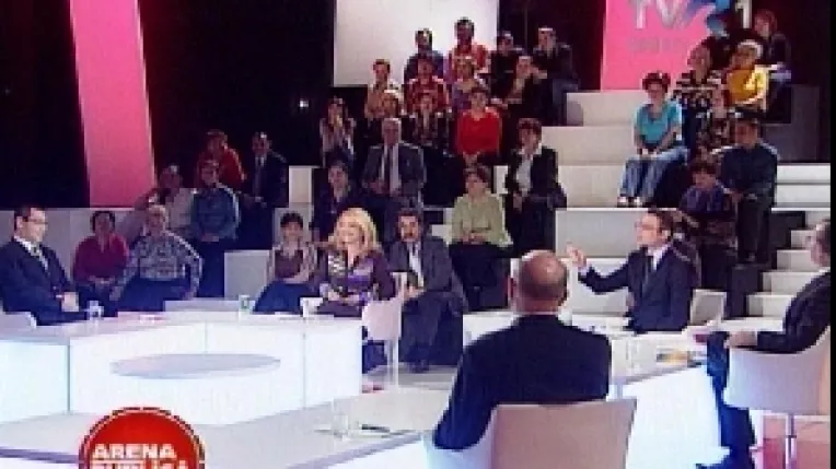 Tema modificarii Legii Fundamentale, dezbatuta de presedintii celor patru partide parlamentare