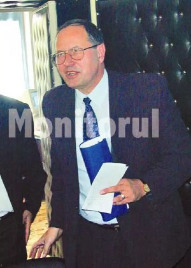 Toader vinde tot si pleaca